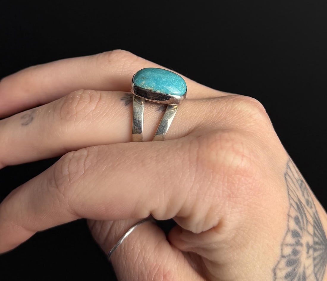 Sterling Silver Turquoise Ring - 5