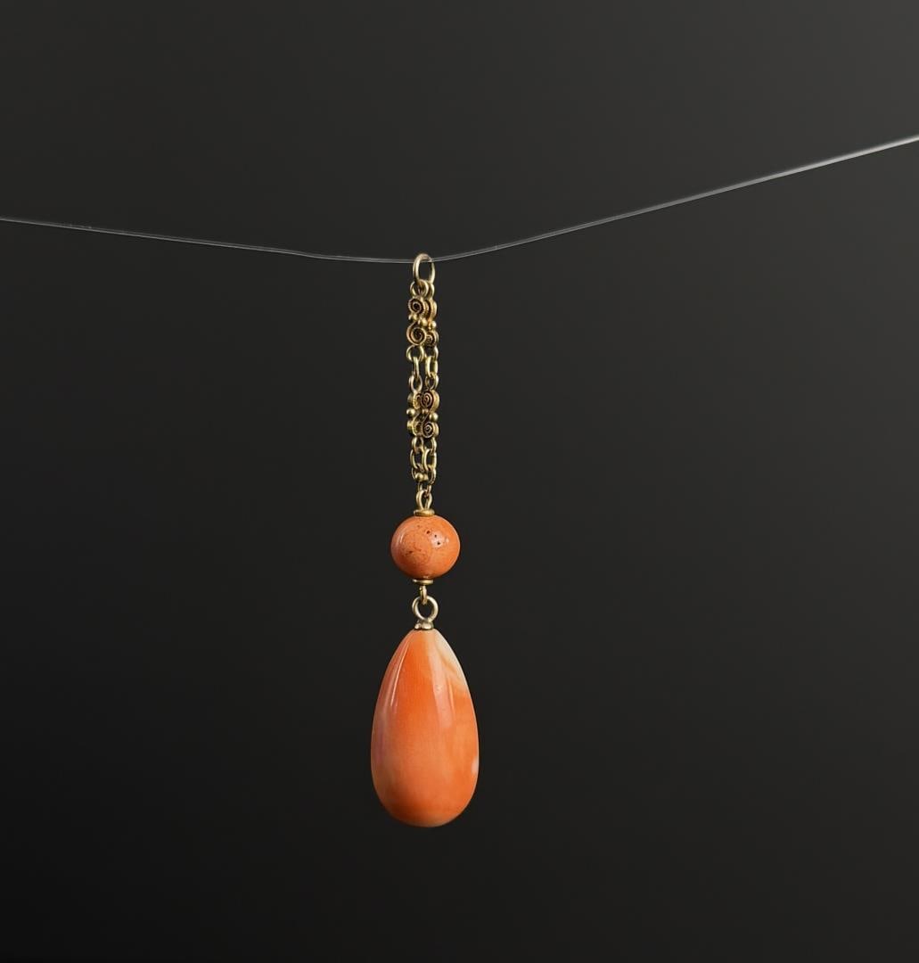 Antique Chinese 10k Gold Coral Pendant: 7 grams. 2 1/4" long.