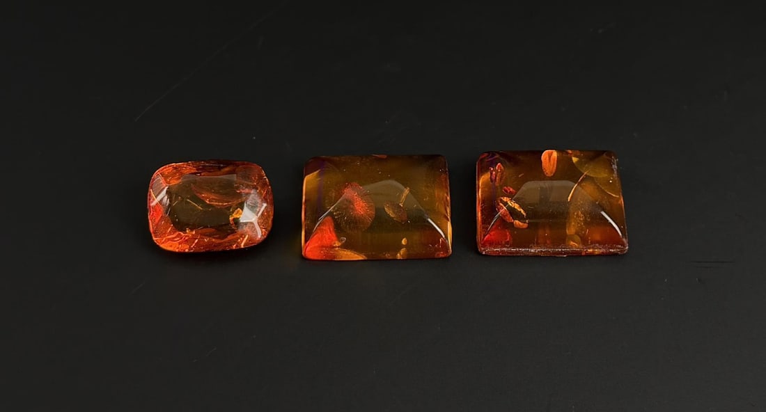 Baltic Amber Gemstones: Nice grouping. 9 grams.