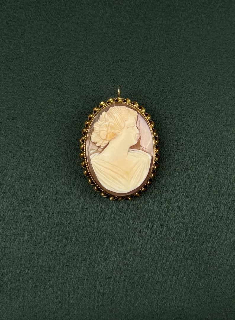 Victorian 10k Gold Shell Cameo Brooch: 1" by 1 1/8". 8 grams total.