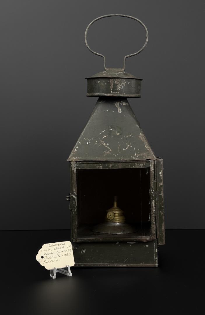 Nautical Red and Clear Whale Oil Lantern (1 of 14)