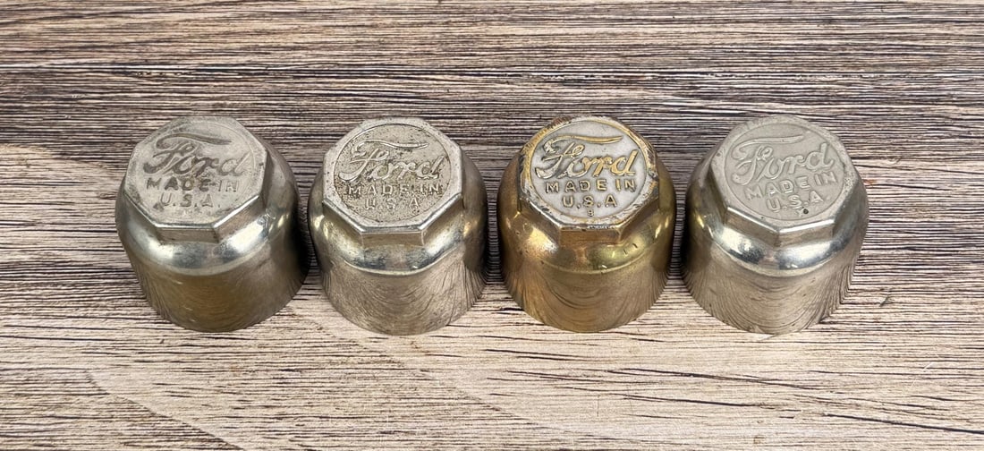 Ford Model T Grease Cap Hubcaps (1 of 4)