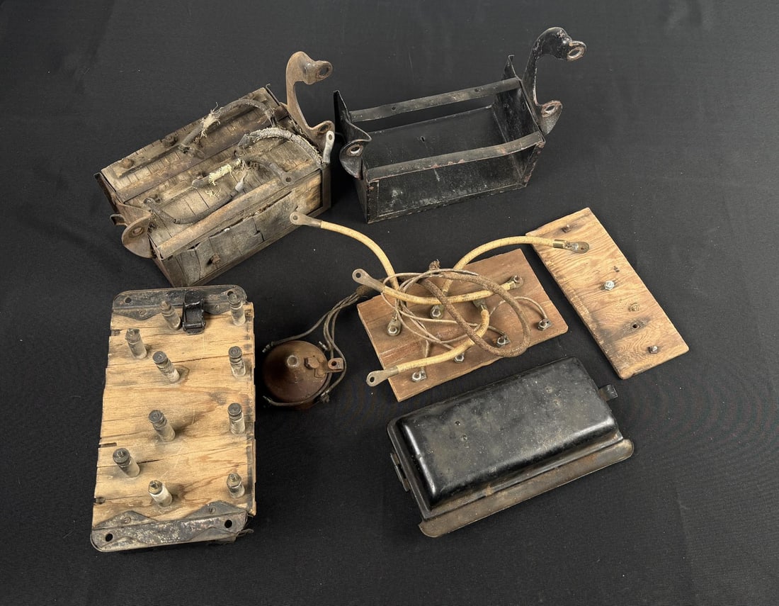 Ford Model T Ignition Coil Box: With wires and distributer cap. Original used part.