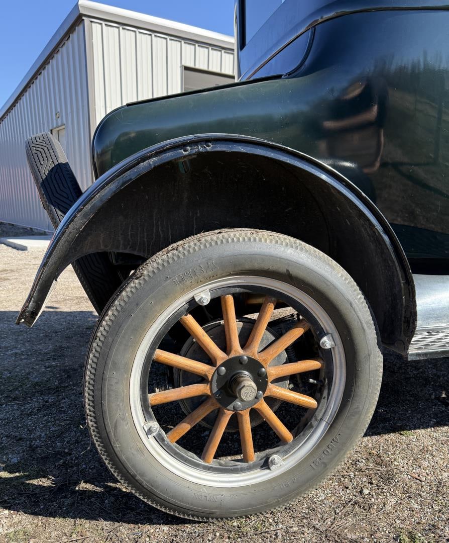 1925 Ford Model T Coupe - 6