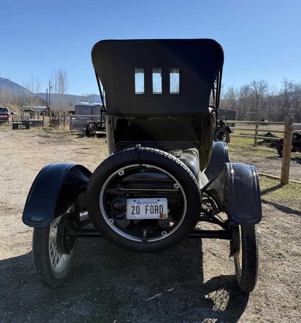 1920 Ford Model T Turtleback Runabout - 6