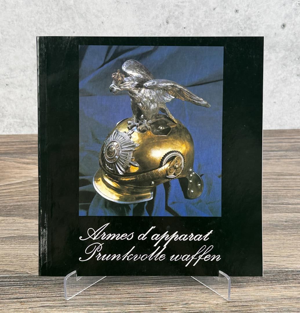 Ceremonial Parade Weapons Armes d'apparat: 1993