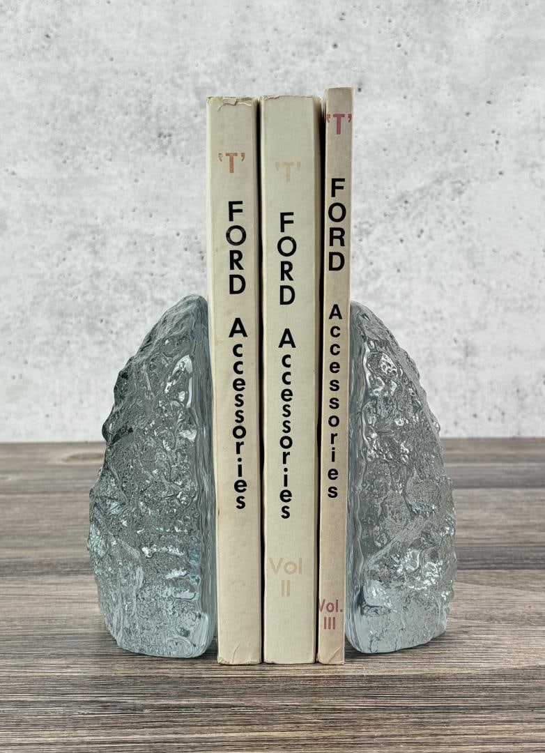 Model T Ford Authentic Accessories: Three Volume Set. James Kenealy.