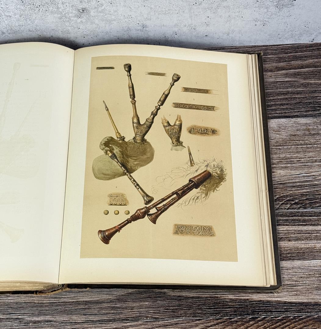 Ancient Scottish Weapons - 12