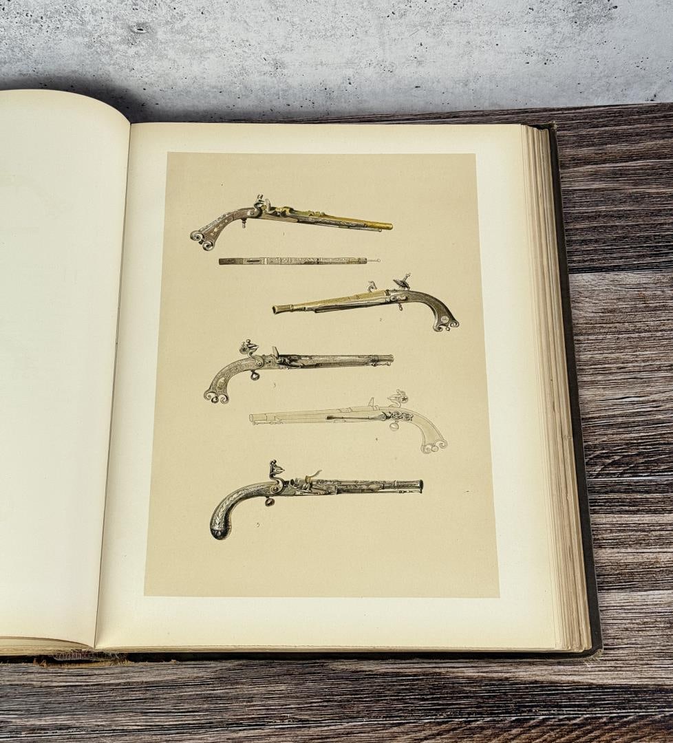 Ancient Scottish Weapons - 9