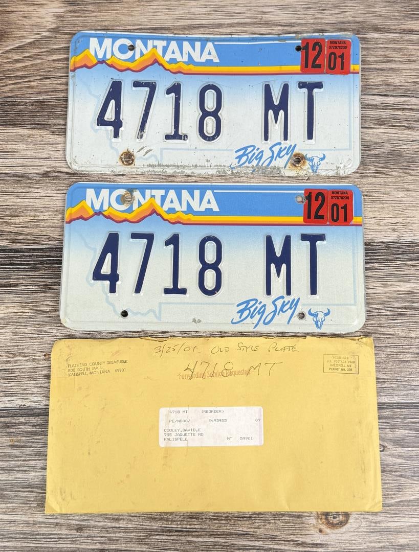 4718 MT Montana Vanity License Plate Set: Nice set