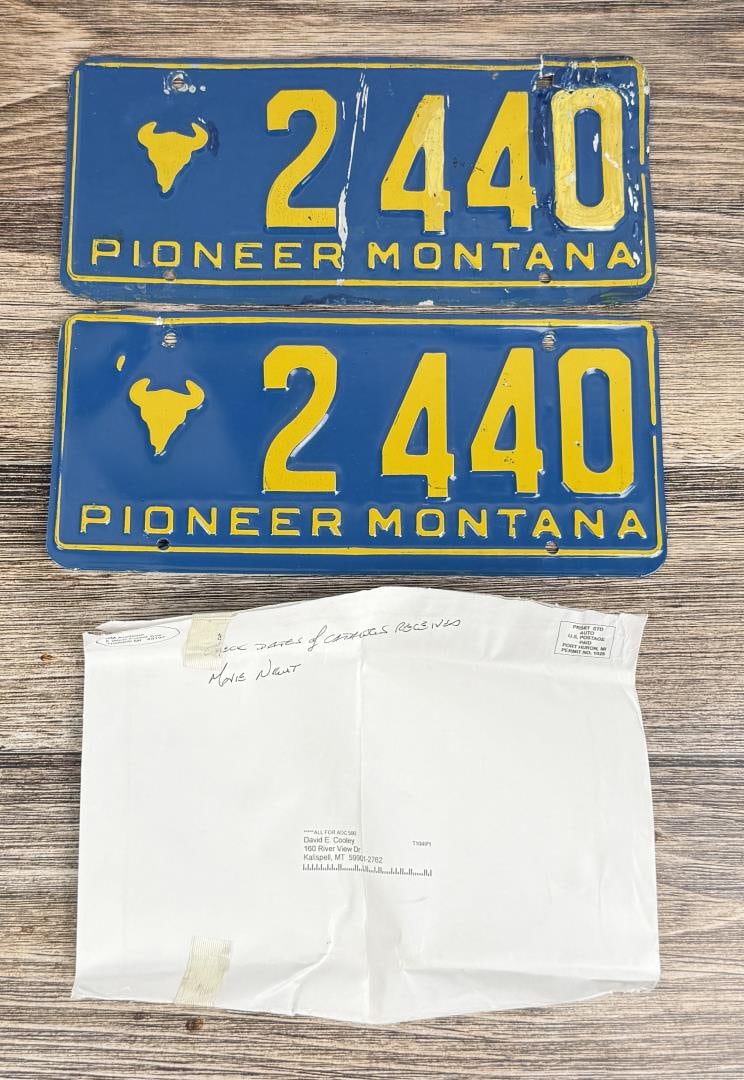 Pioneer Montana License Plate Set: Nice set