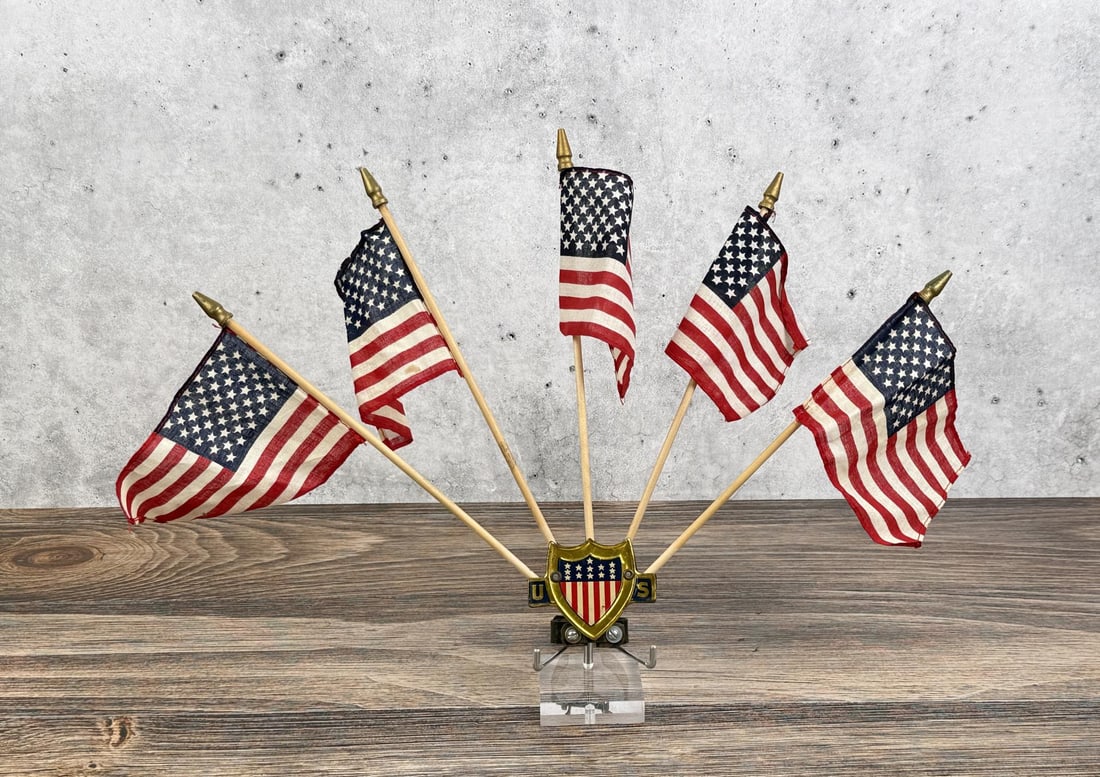 WW2 Automobile Radiator Flags Hood Ornament (1 of 4)