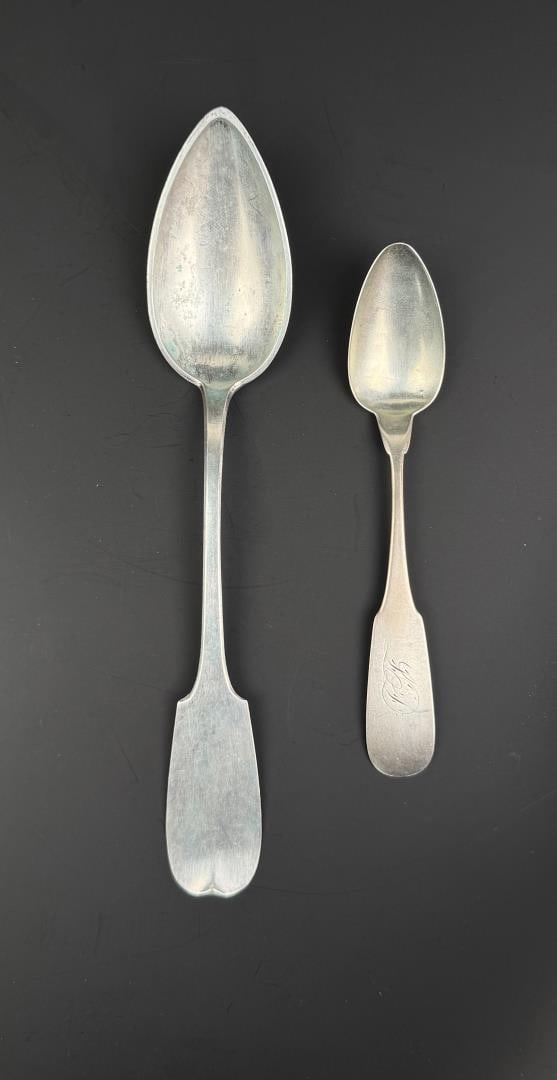 Antique Coin Silver Spoons: 44 grams.