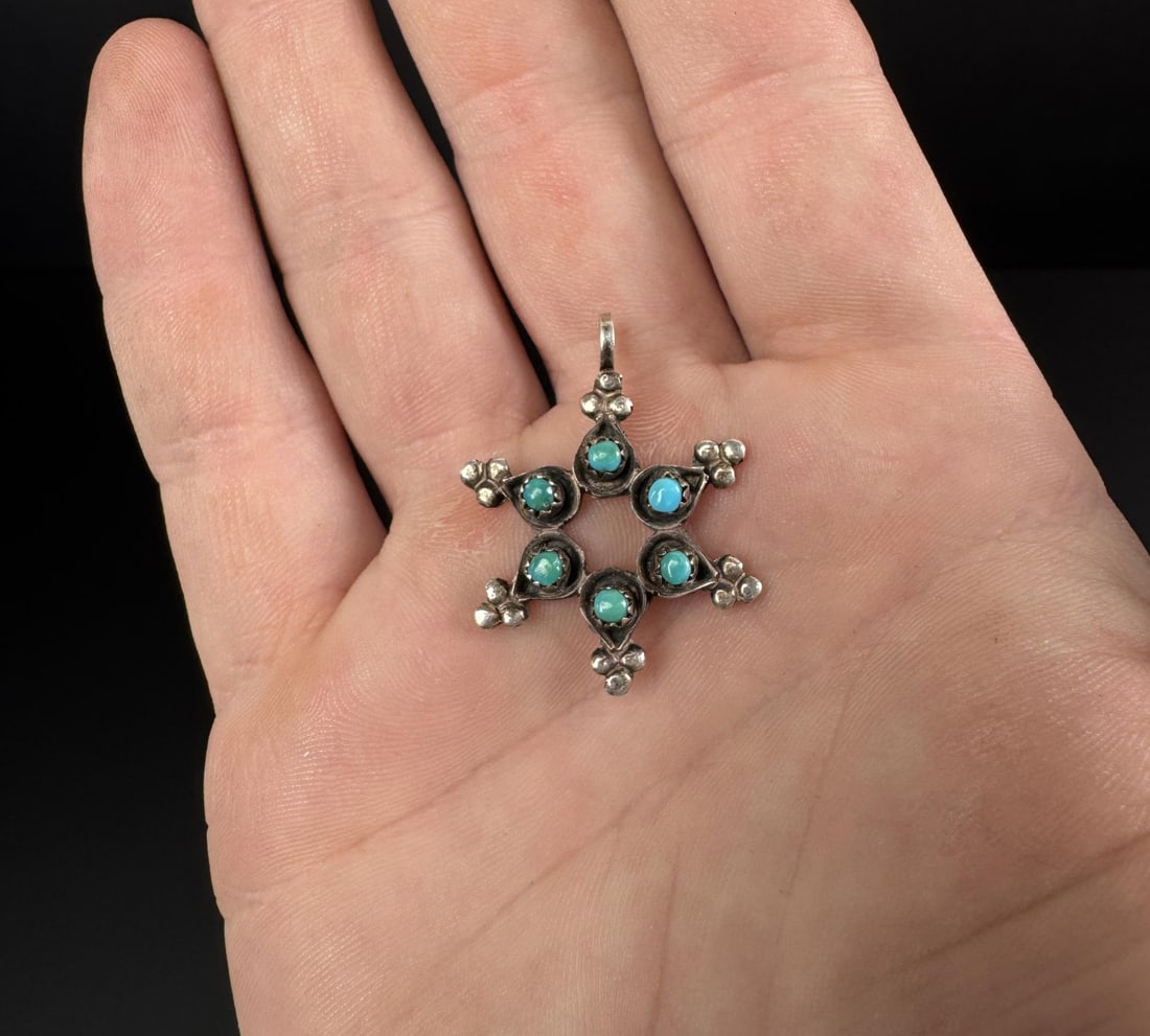 Zuni Sterling Silver Petit Point Turquoise Pendant: 1" diameter. 3.21 grams.