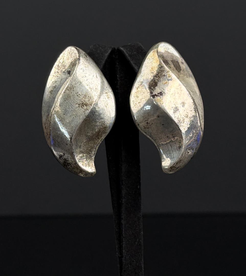 Taxco Mexico Sterling Silver Earrings: 2" long. 17.71 grams.