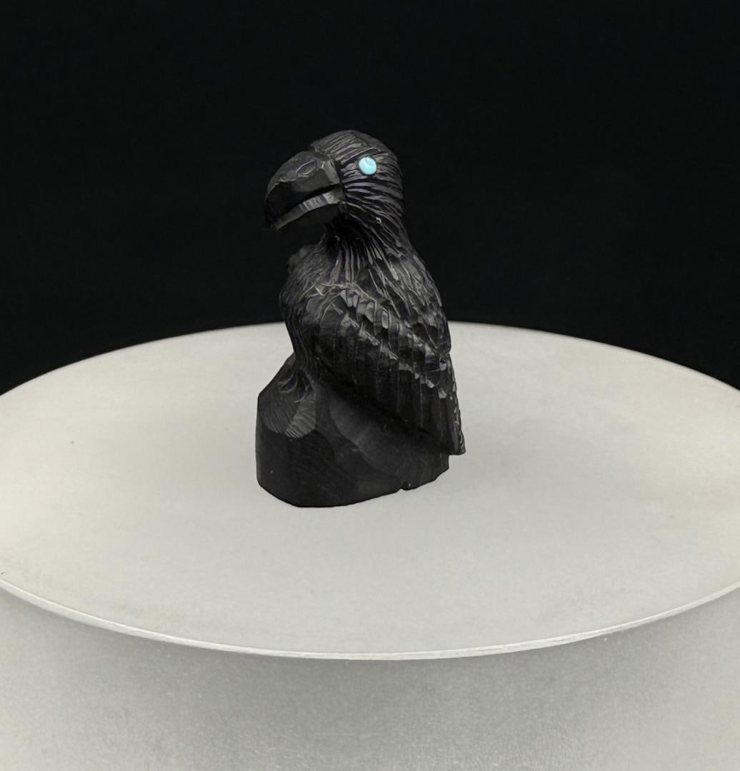 Rochelle Quam Zuni Carved Jet Raven Fetish: 1 3/8" tall.