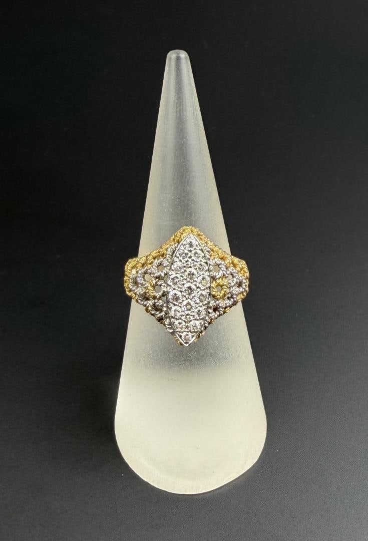 18k Gold and Diamond Ring (1 of 8)