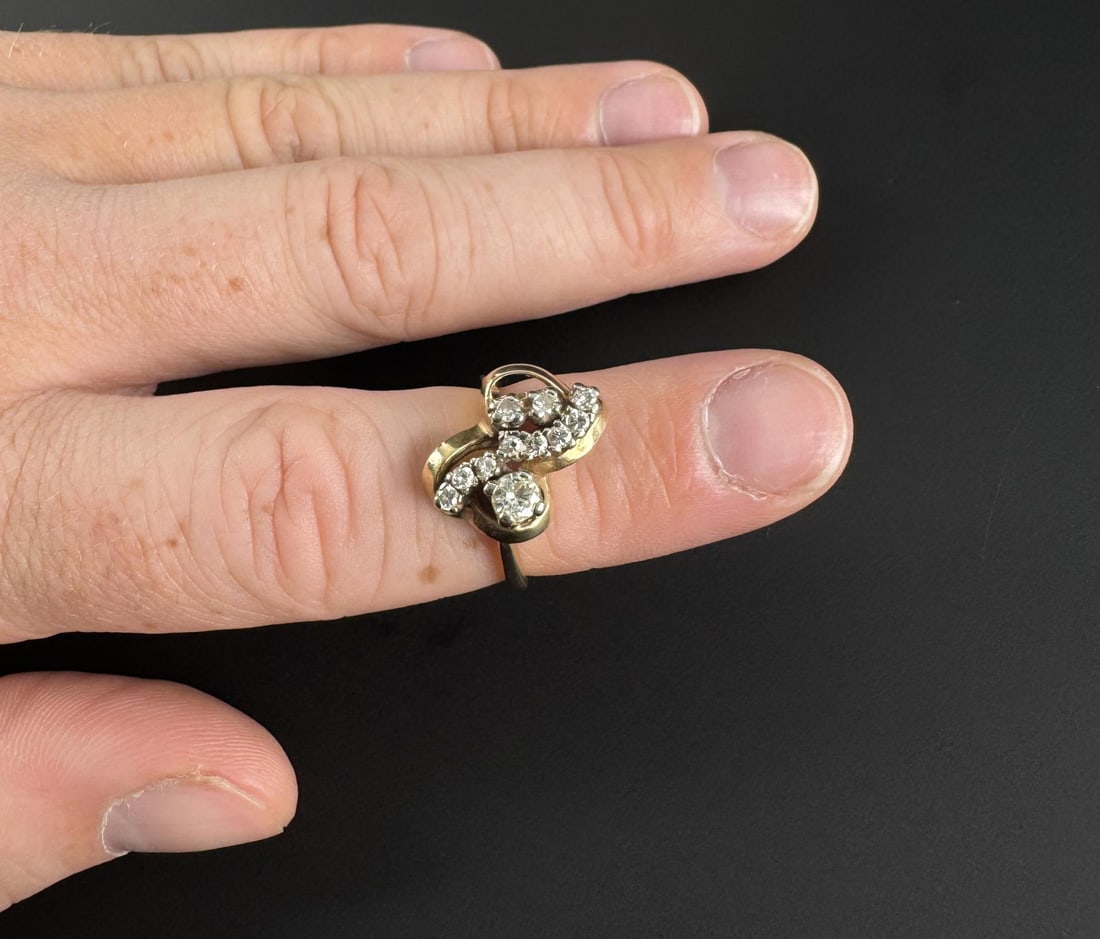 14k Gold Diamond Ring - 4