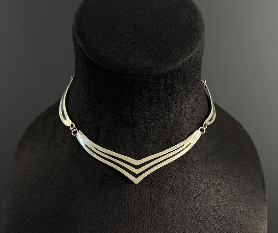 Taxco Mexico Sterling Silver Chevron Necklace (1 of 3)