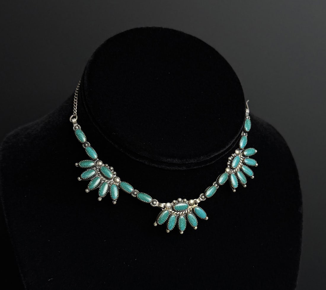 Zuni Petit Point Turquoise Sterling Necklace (1 of 4)