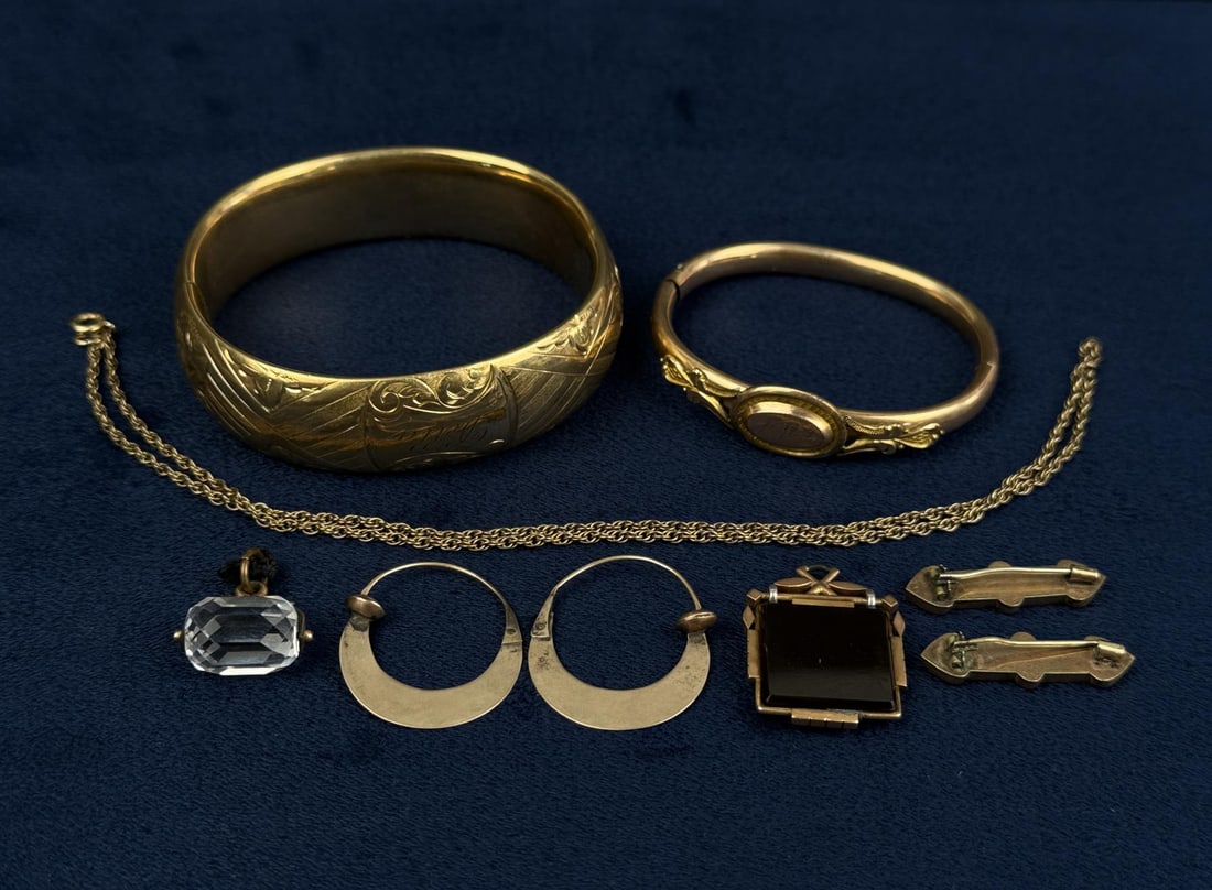 Collection of Gold Filled Jewelry (1 of 6)