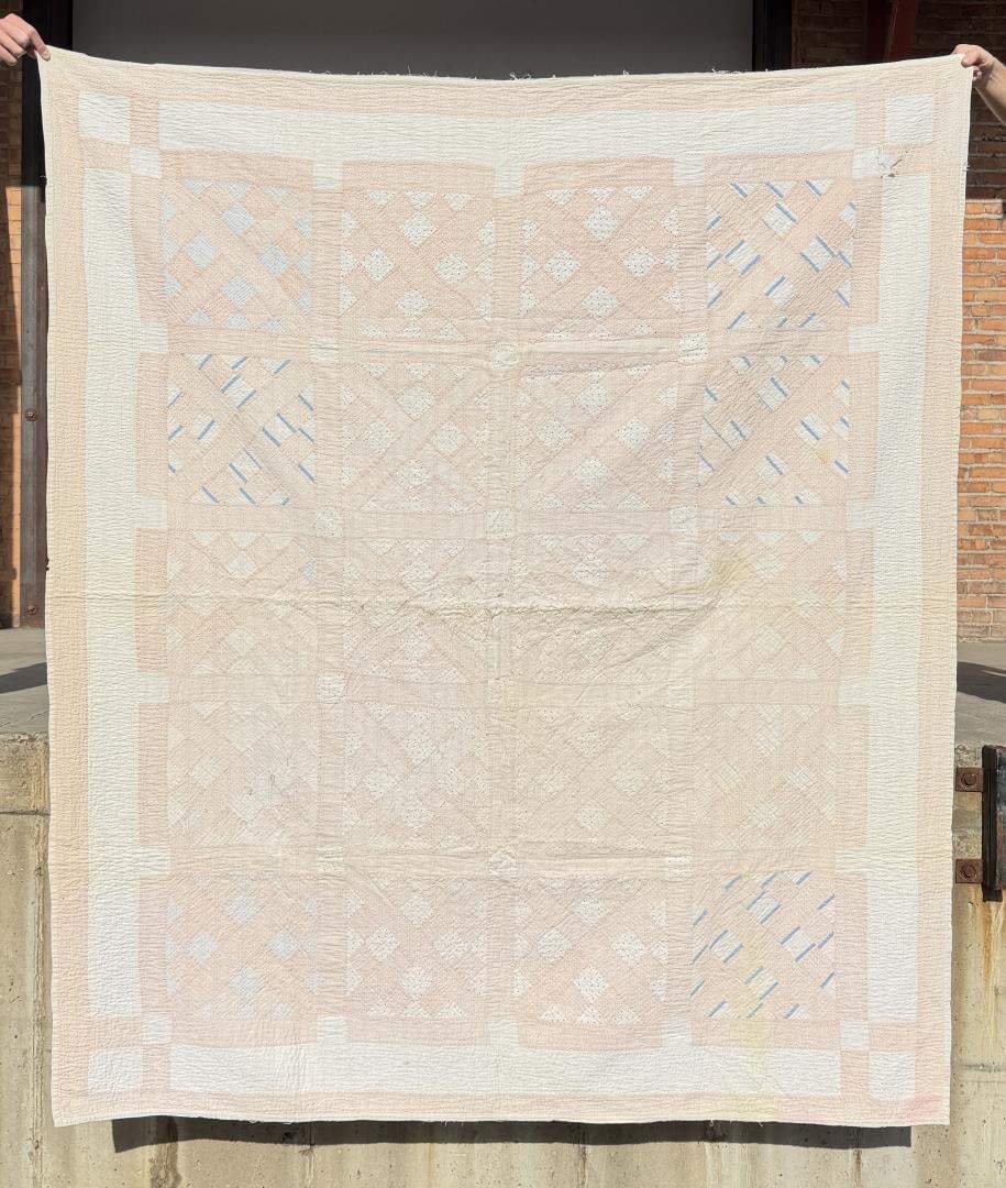 1890s Pennsylvania Basket Weave Quilt: 69 1/2" by 82 1/2"