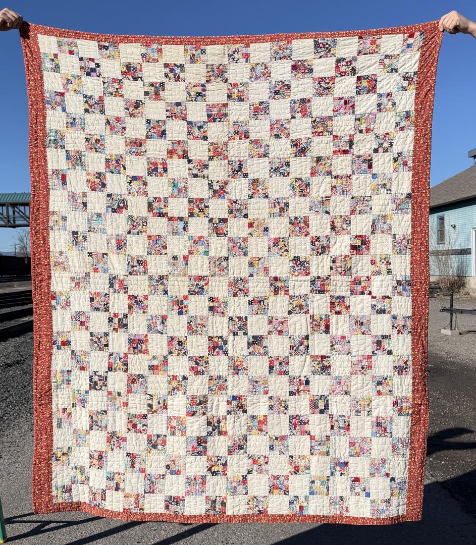 1930s Folk Art Postage Stamp Quilt (1 of 5)