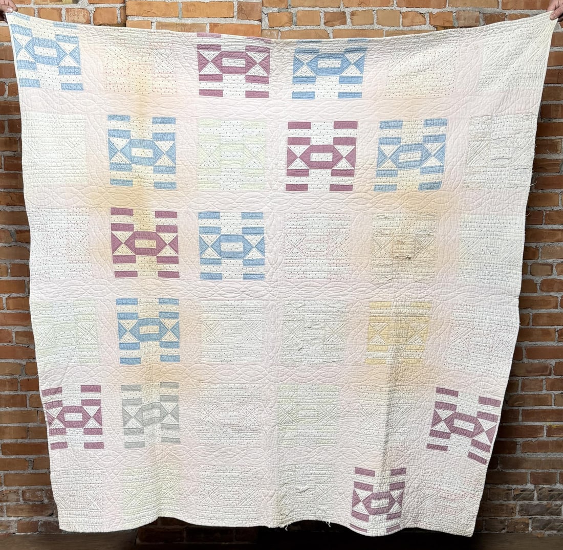 1920s H Pattern Quilt: 70 1/2" by 74".