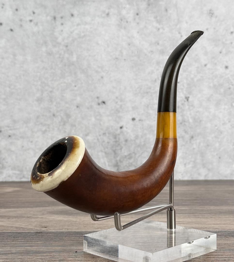 Estate Meerschaum Calabash Gourd Pipe: 8 1/4" long.