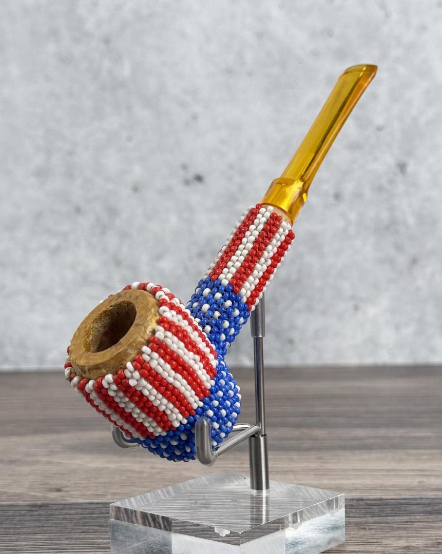 Native American Indian Beaded Flag Pipe: 6" long.