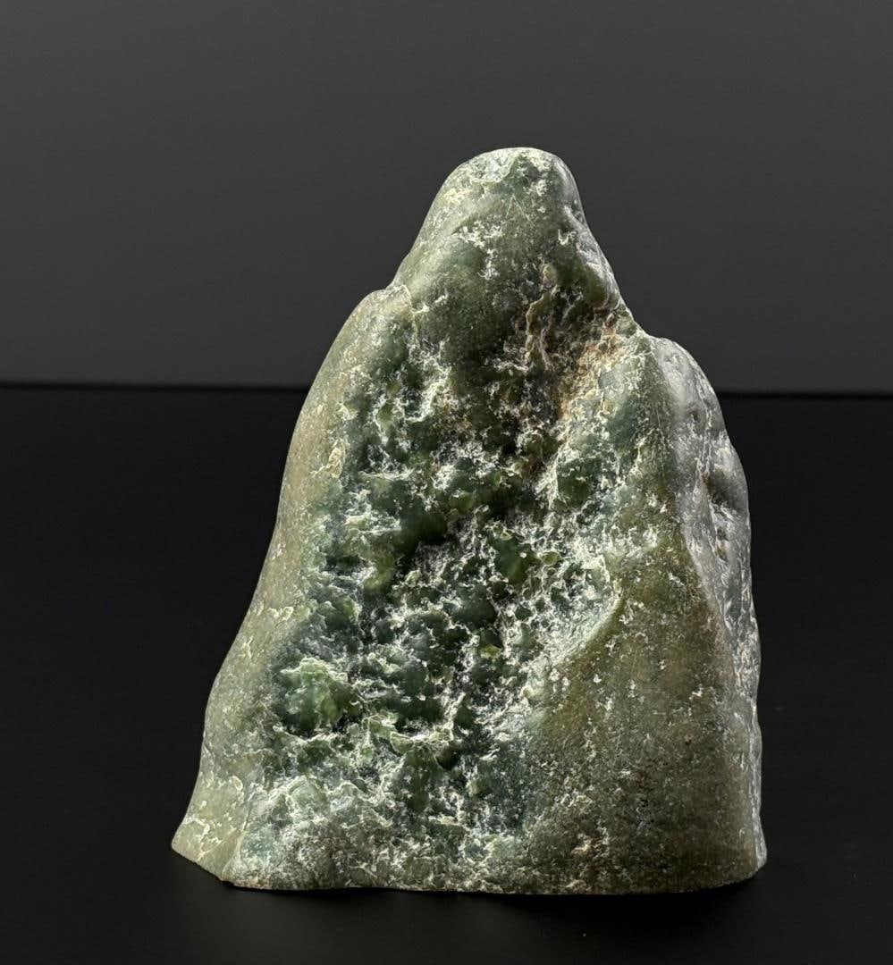 3230ct Big Sur California Nephrite Jade: 646 grams. 4 1/2" by 4" by 1 3/4".