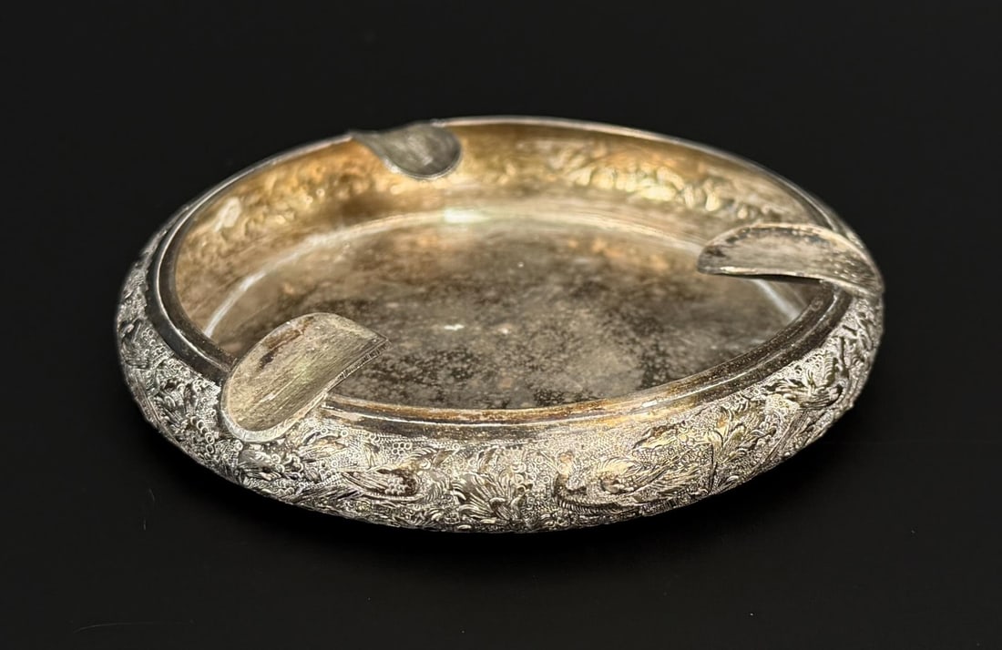 Parvaresh Hallmark Iran 84 Silver Persian Ashtray: 3 3/4" diameter. 98 grams.
