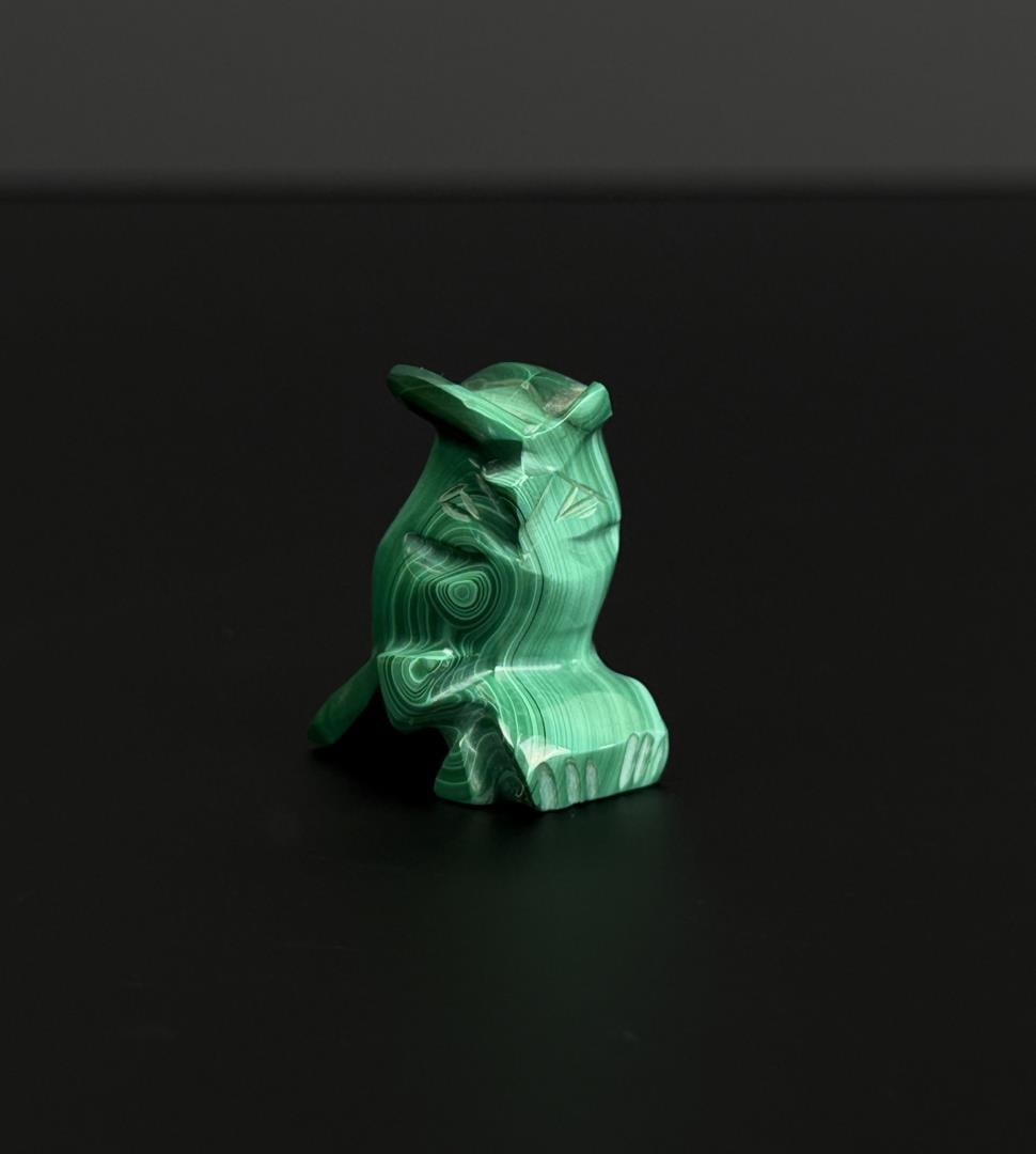 African Malachite Owl Carving: 21 grams. 1" by 1" by 5/8"