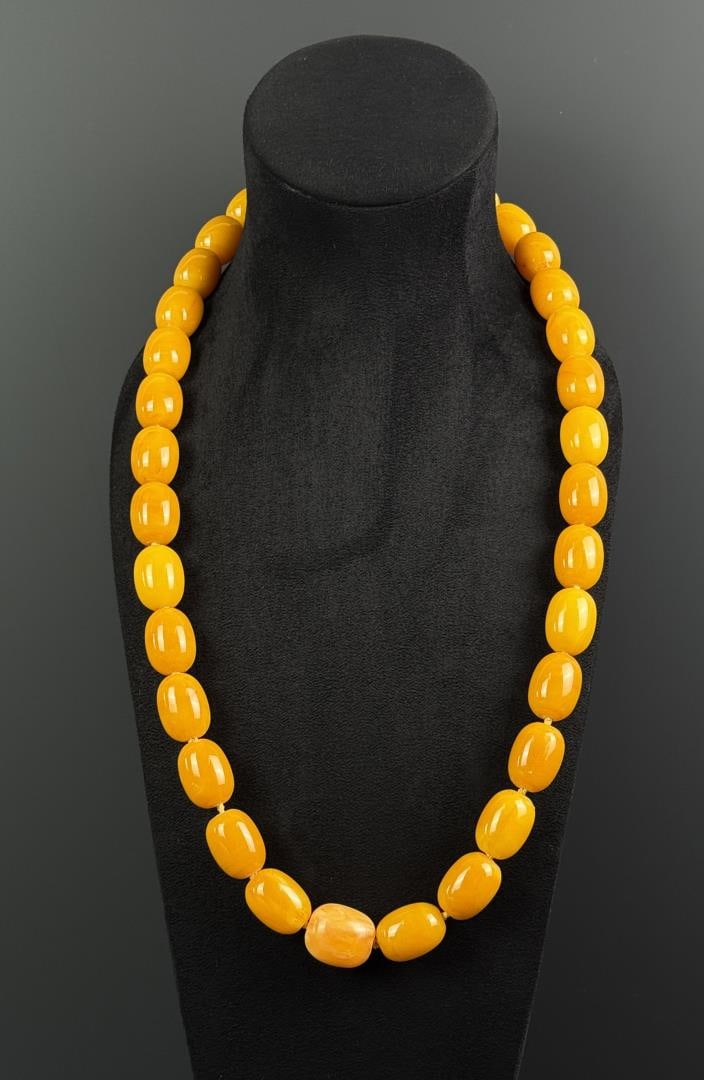 Egg Yolk Butterscotch Baltic Amber Bead Necklace (1 of 10)