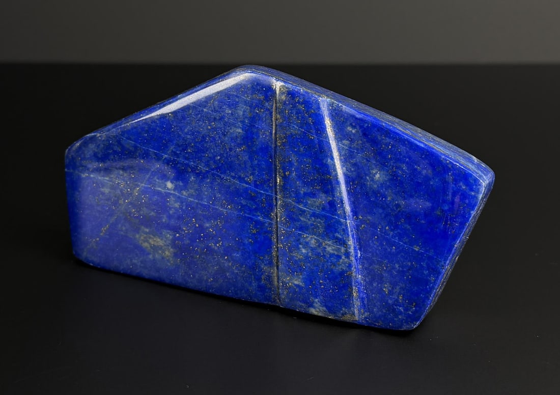 1645ct Lapis Lazuli Stone Carving Media: 329 grams. 4 5/8" by 4 1/2" by 5/8".