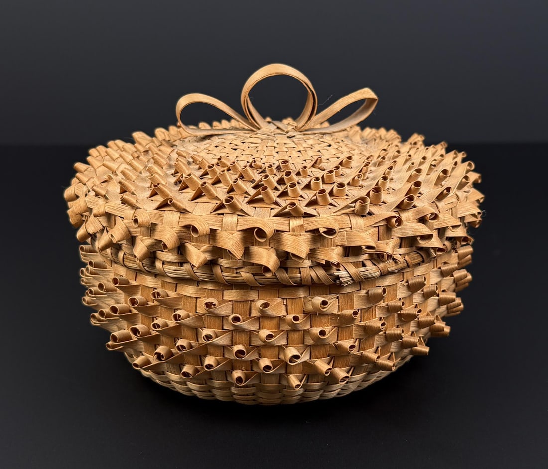 Passamaquoddy Native American Indian Sewing Basket (1 of 5)