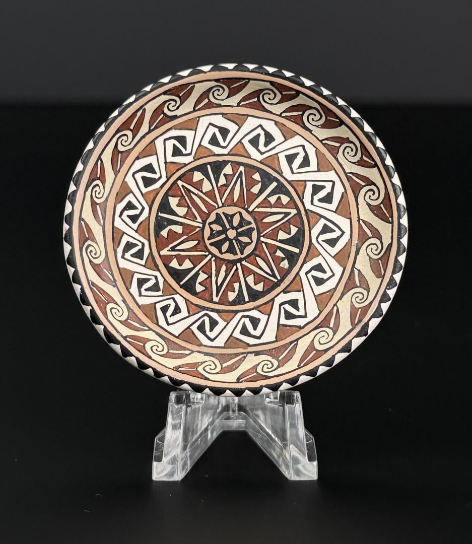 Gloria Bogulas Acoma Pueblo Miniature Pot: 2 1/4" diameter, 1/8" tall.