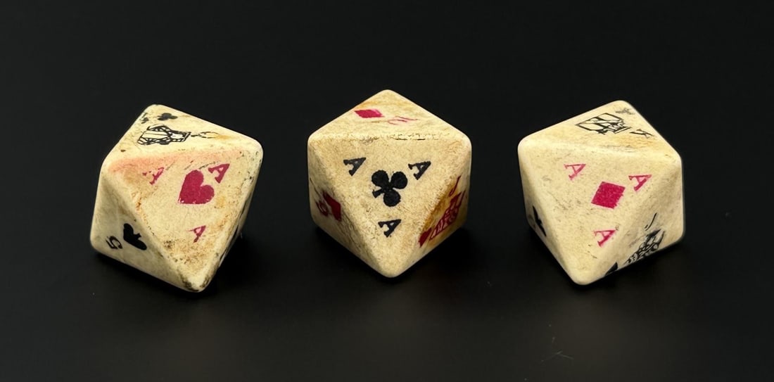 Collection of Antique Gambling Poker Dice: Nice grouping
