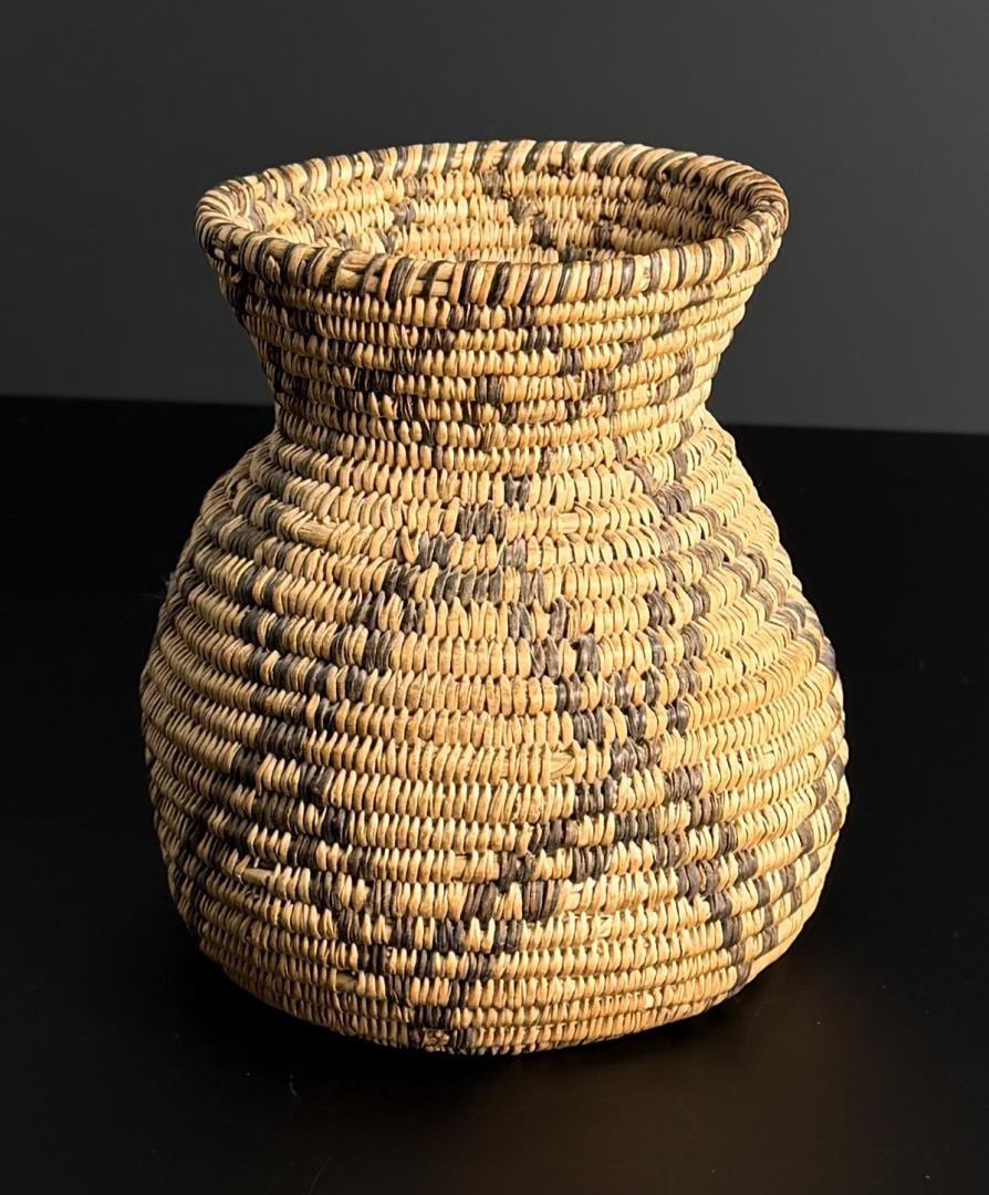 Apache Native American Indian Olla Basket (1 of 6)