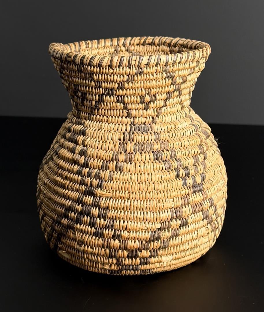 Apache Native American Indian Olla Basket - 3