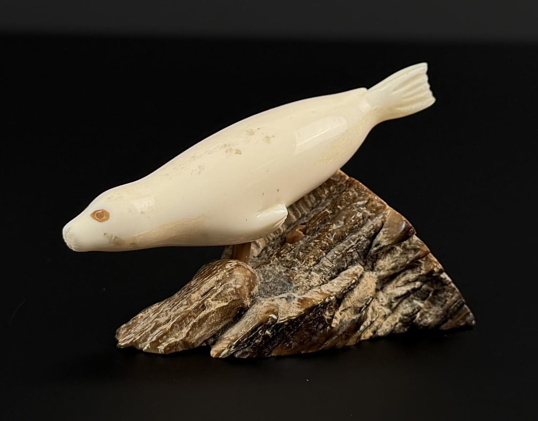 Dean Kulowiyi Alaskan Inuit Carved Ivory Seal (1 of 5)