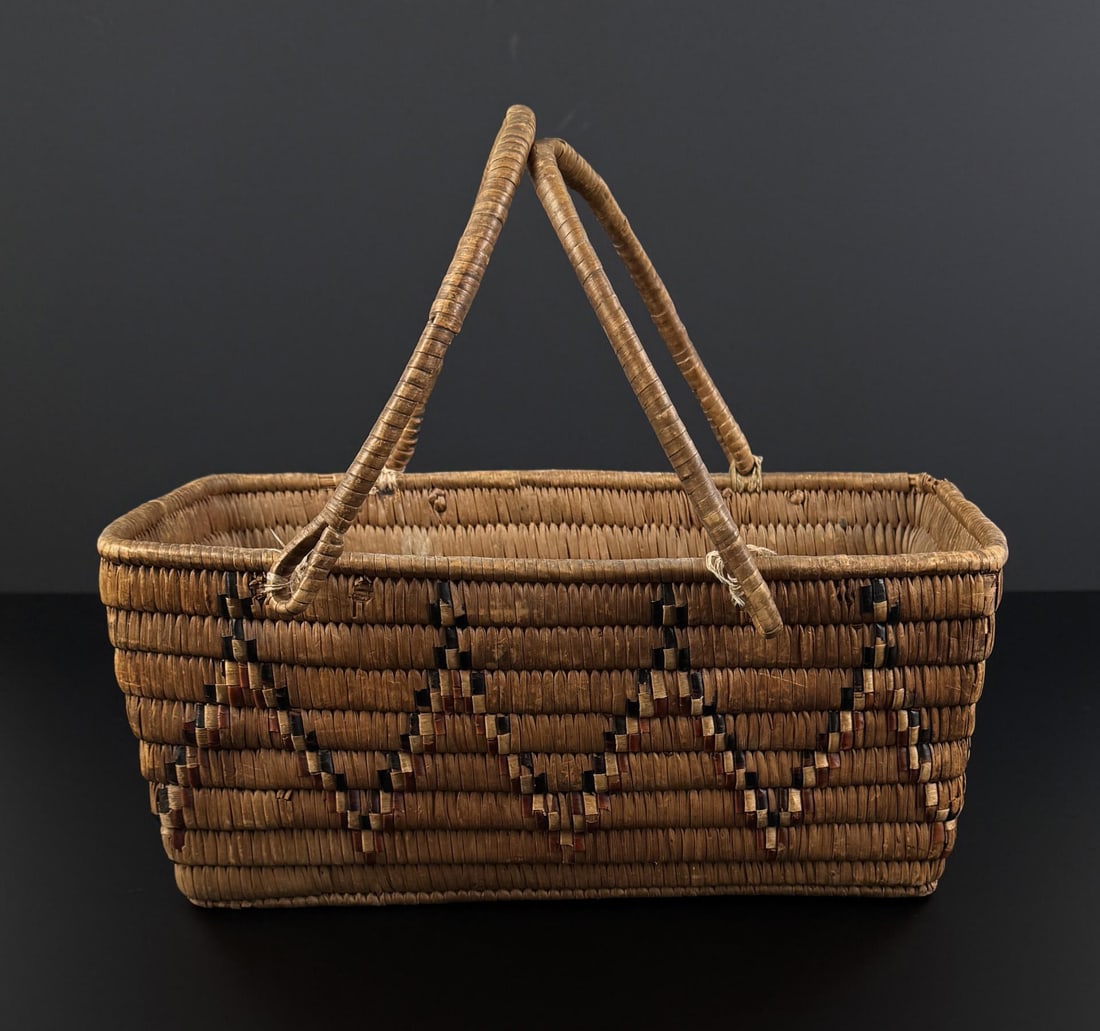 Salish Thompson River Indian Gathering Basket (1 of 6)