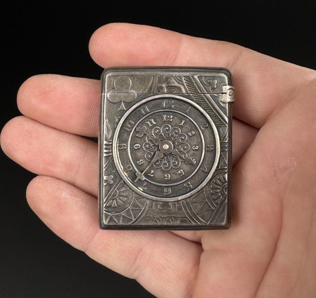 Sterling Silver Gambling Match Case Vesta Safe: 24.7 grams. 1 3/4" by 1 1/2".