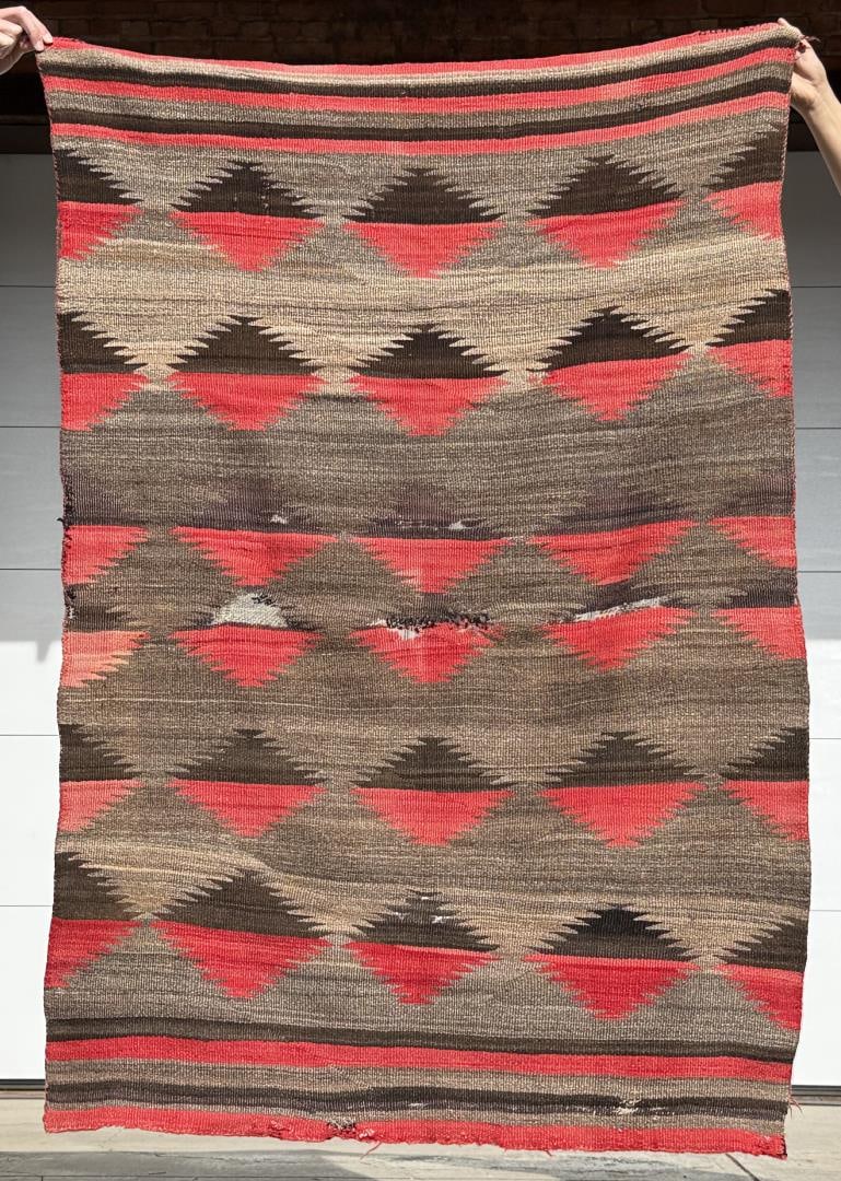 Transitional Navajo Indian Stacked Diamond Blanket: 44" by 65".