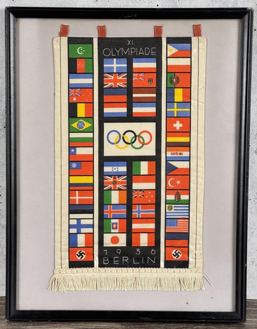 1936 Berlin Olympic Games Banner Flag Pennant (1 of 3)