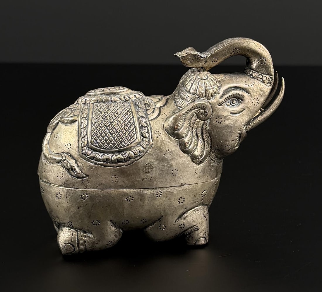 Cambodian Elephant Betel Box (1 of 8)