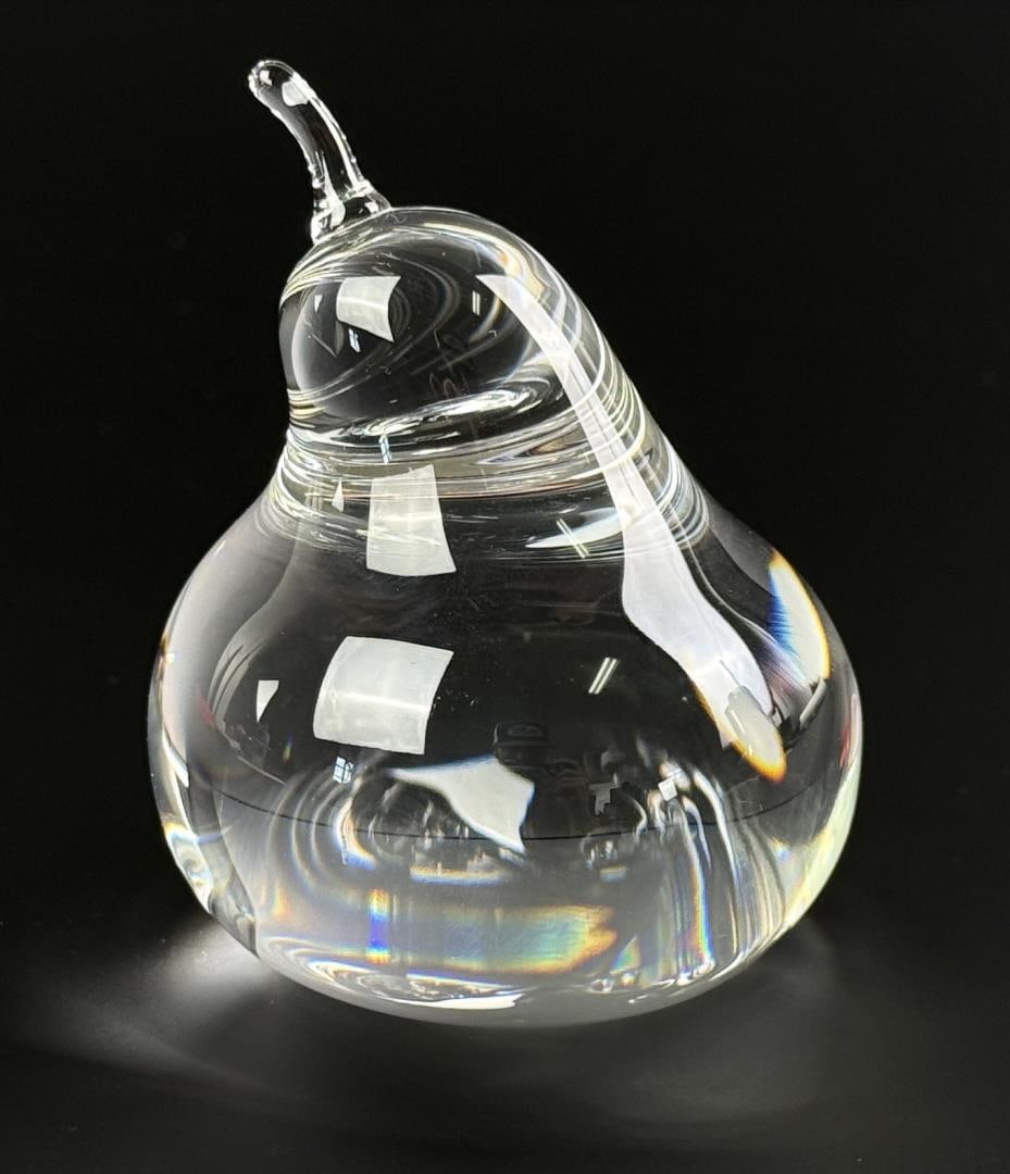 Steuben Crystal Apple Paperweight: 2 1/2" by 21/2" by 3 1/8".