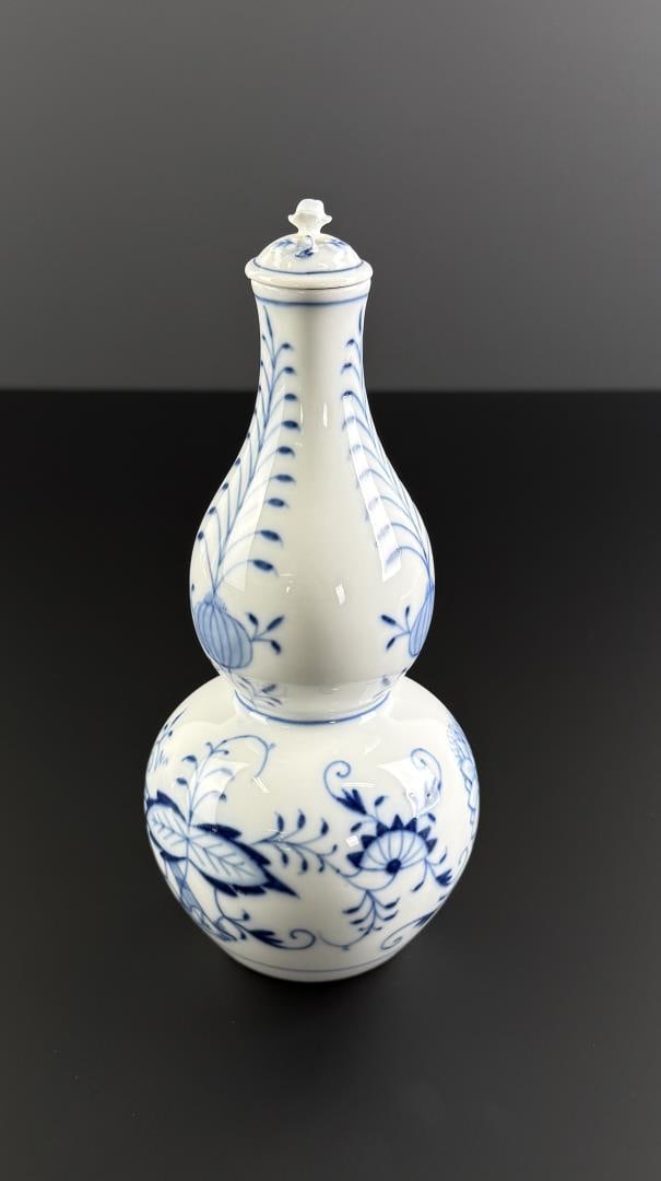 Meissen Porcelain Blue Onion Perfume Bottle: 8 1/4" by 3 7/8" by 3 7/8". Blue Onion (Zwiebelmuster) pattern.