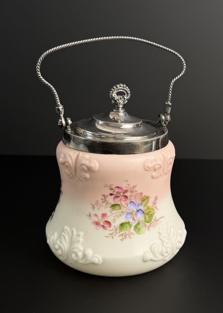 Mount Washington Glass Biscuit Jar (1 of 7)