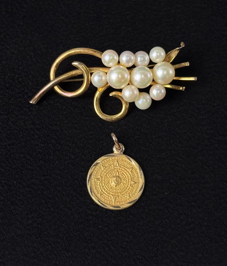 10k Gold Jewelry: Brooch is marked 14k but tests as 10k. 9.1 grams. Lot requires payment via non credit card only.